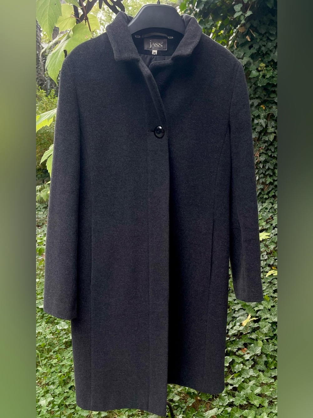 Wool Cashmere Blend Coat. Classic Style. Warm and Soft. S 36 EU. Thicker lining